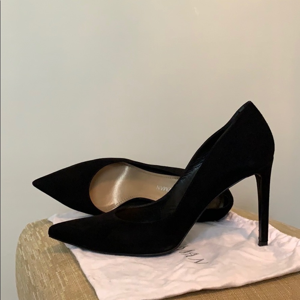 Stuart Weitzman Legend black suede Pumps - Size 9